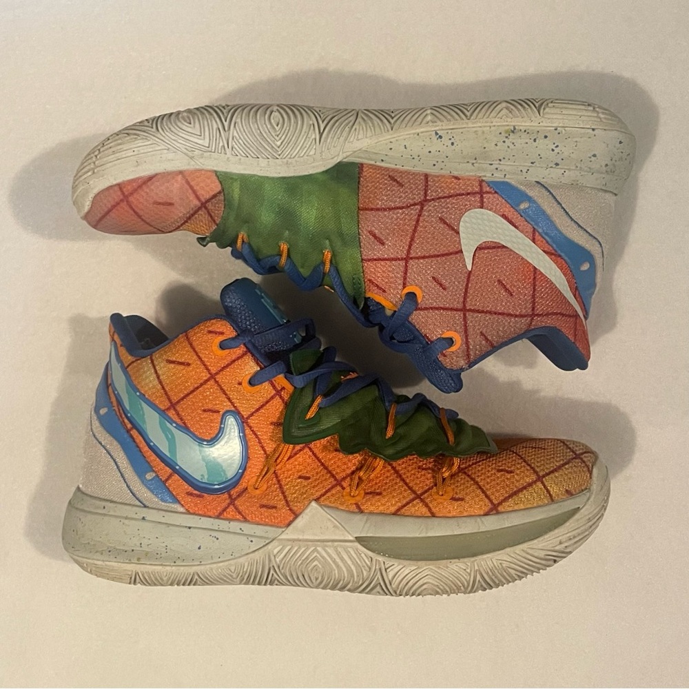 Nike Kyrie 5 x SpongeBob SquarePants Pineapple House 2019- Size 5